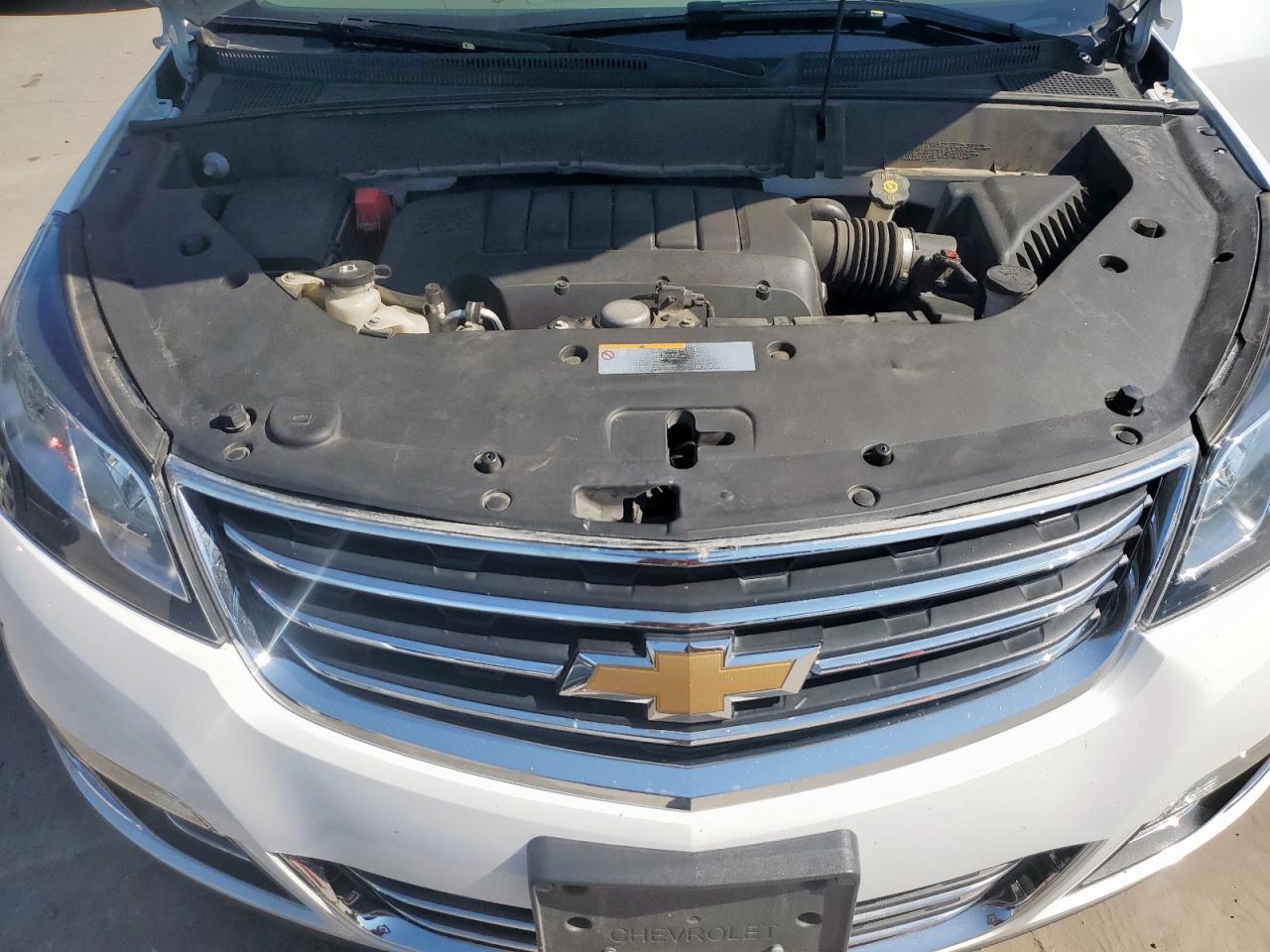 2017 Chevrolet Traverse Premier VIN: 1GNKRJKD8HJ337565 Lot: 82397165