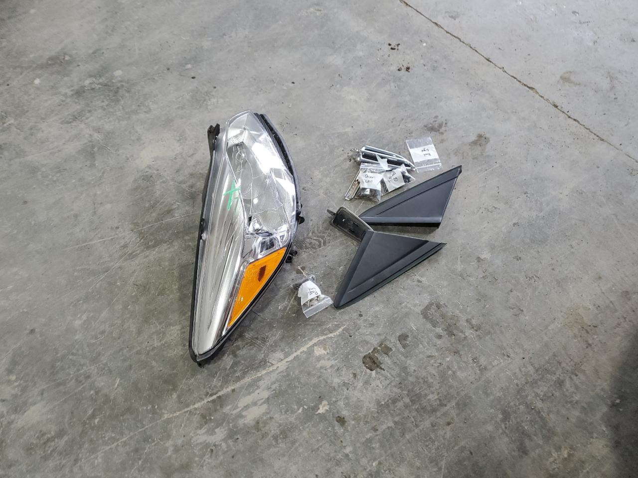 2014 Ford Escape Se VIN: 1FMCU9GX2EUA73018 Lot: 90112405