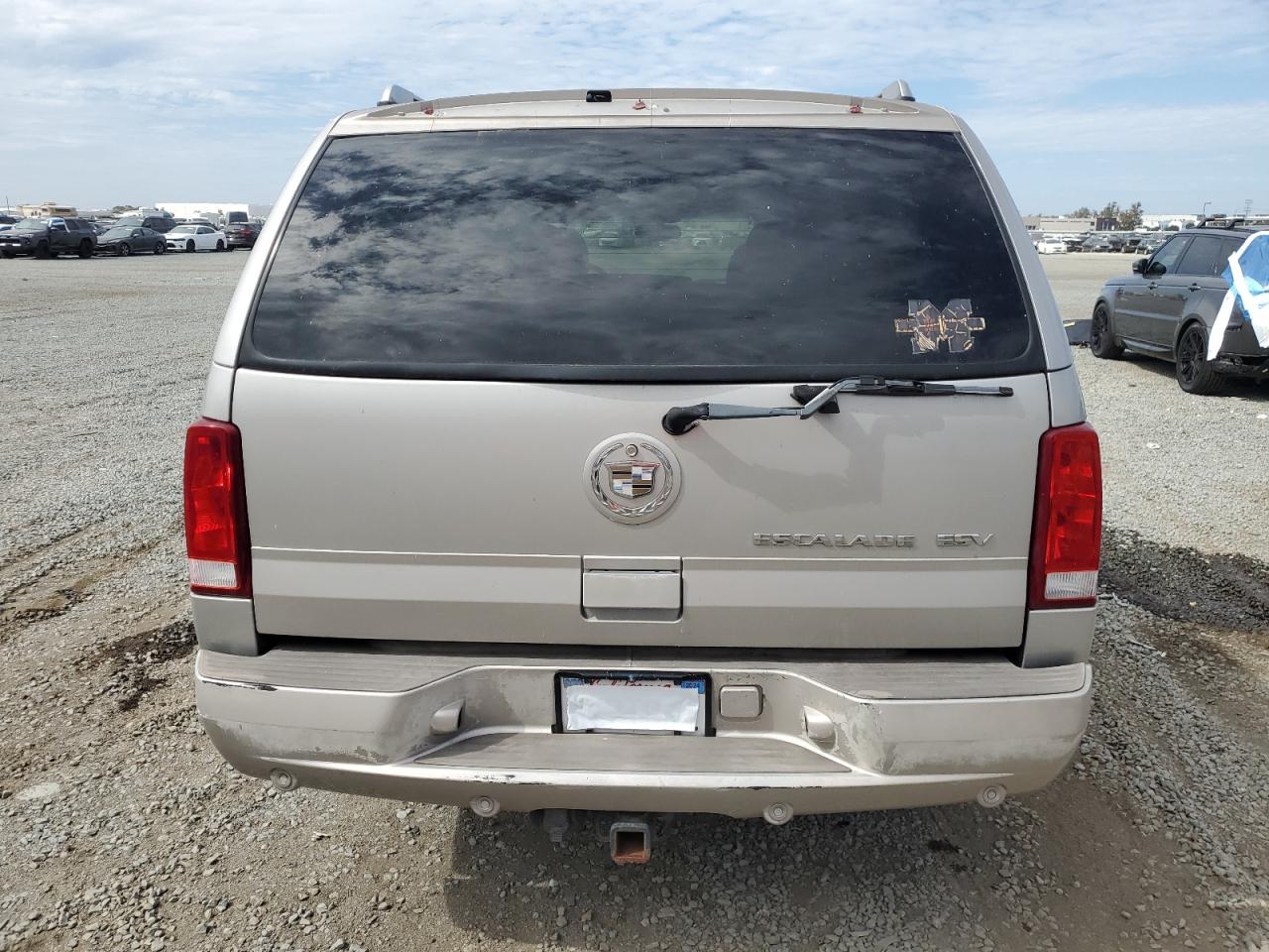 2004 Cadillac Escalade Esv VIN: 3GYFK66N24G232444 Lot: 86182975