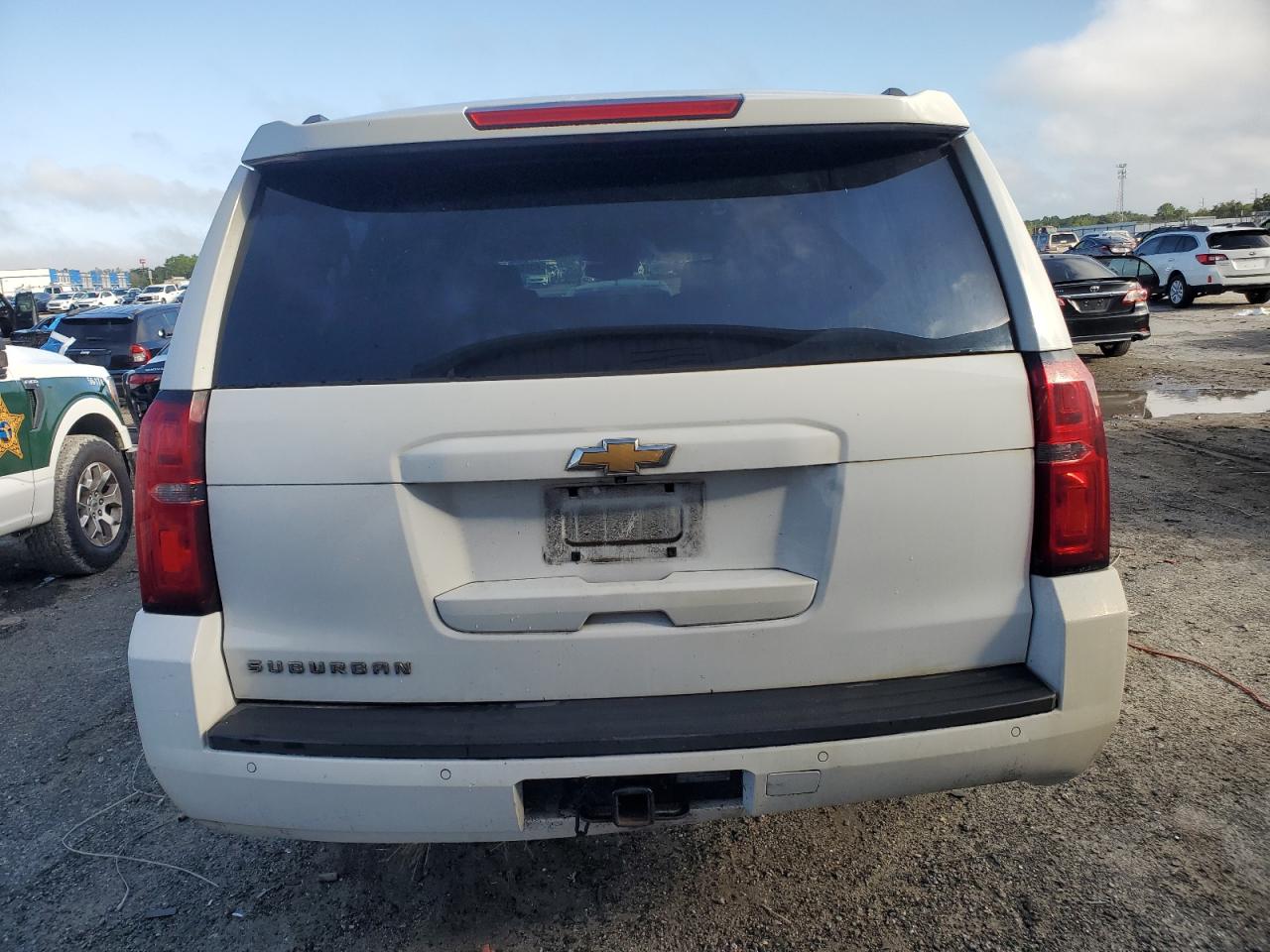 2016 Chevrolet Suburban K1500 Lt VIN: 1GNSKHKC4GR452586 Lot: 85650585