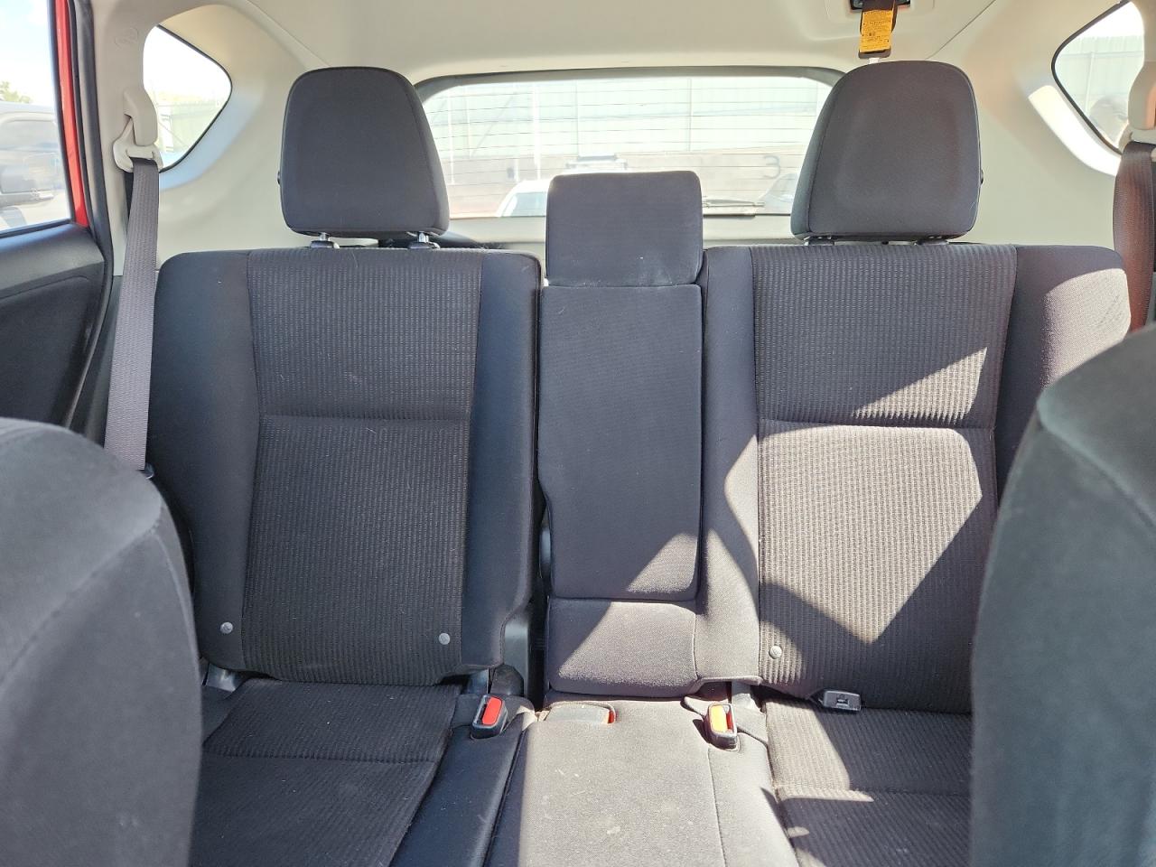 2016 Toyota Rav4 Le VIN: JTMZFREV3GJ060812 Lot: 85334545