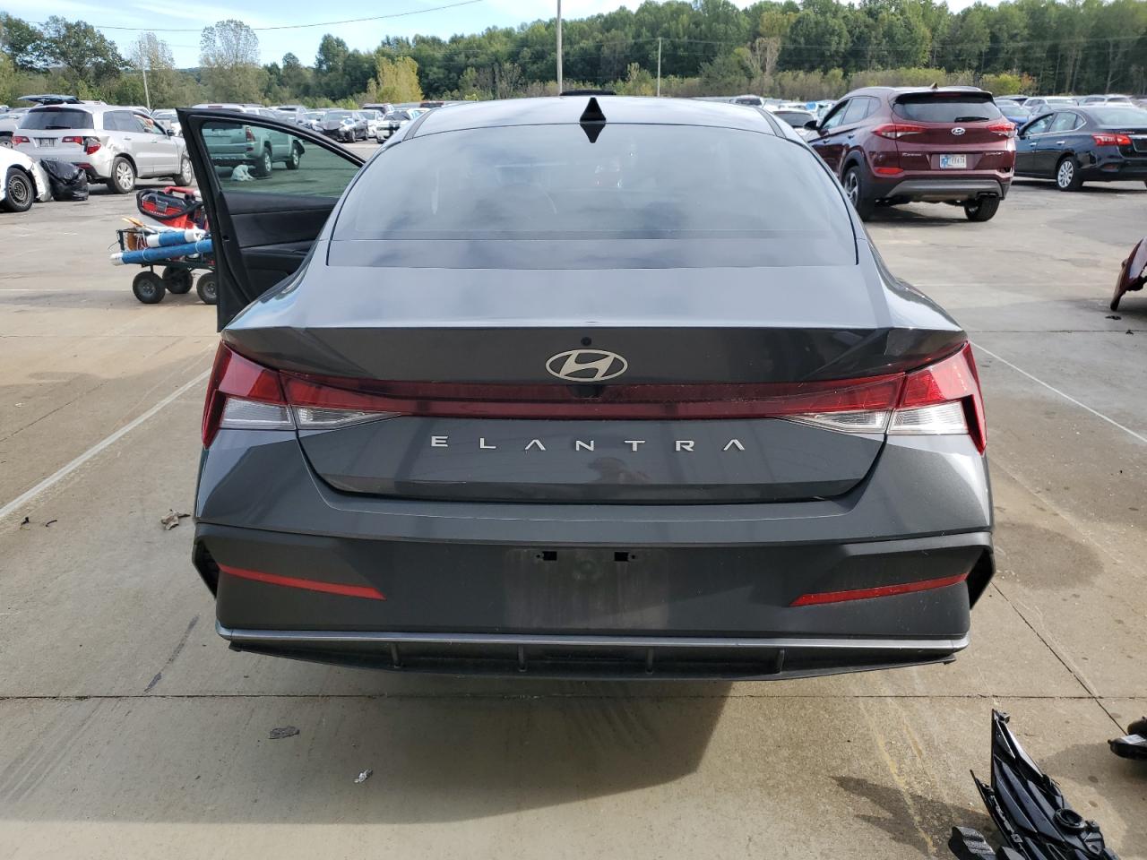 2024 Hyundai Elantra Sel VIN: KMHLM4DGXRU656823 Lot: 82323395