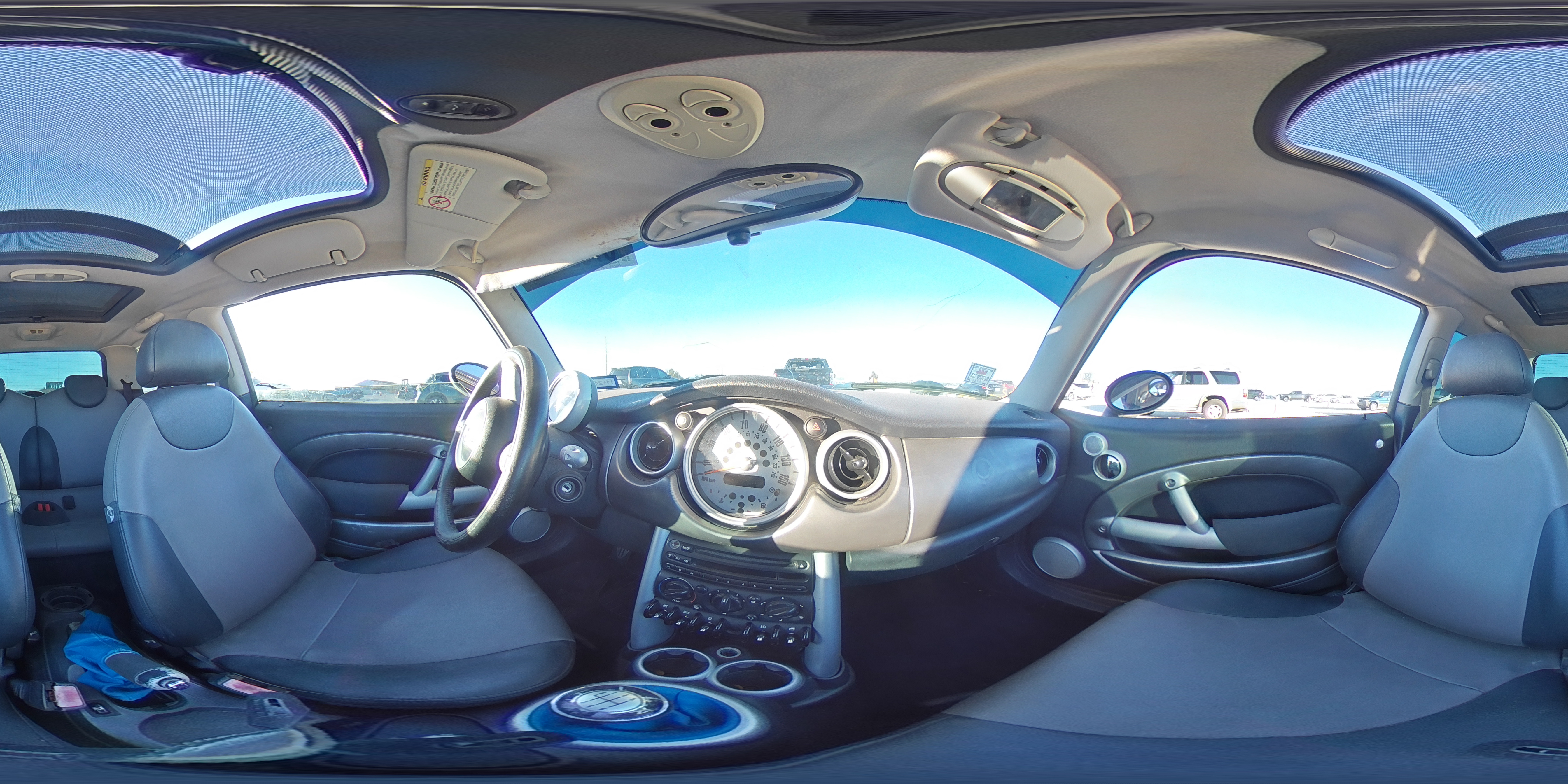 2005 Mini Cooper S VIN: WMWRE33495TD93804 Lot: 87394975