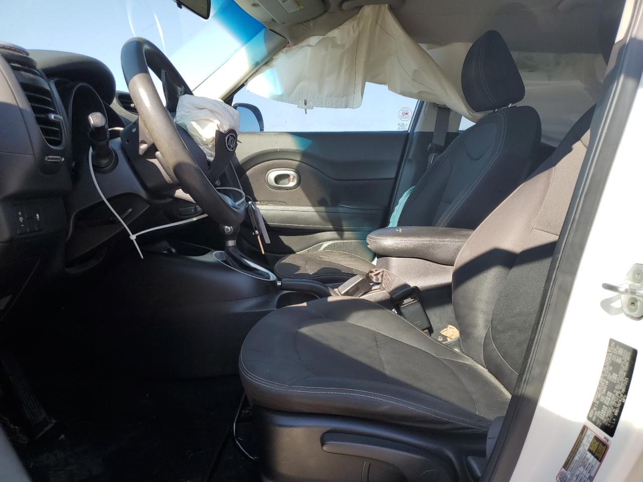 2015 Kia Soul VIN: KNDJN2A21F7807225 Lot: 82302635