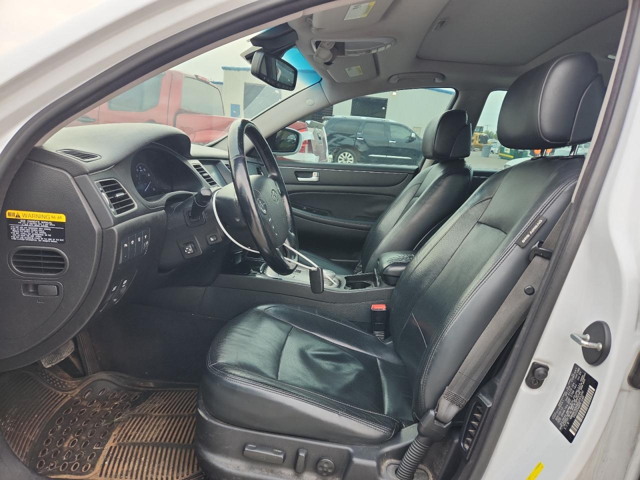 2014 Hyundai Genesis 5.0L VIN: KMHGC4DH3EU265200 Lot: 90266785