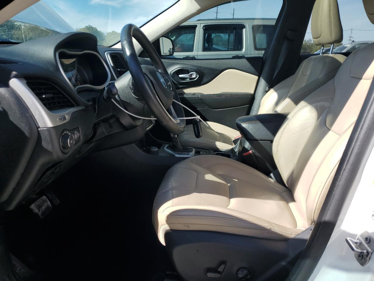 2016 Jeep Cherokee Limited VIN: 1C4PJMDB6GW194748 Lot: 87017675