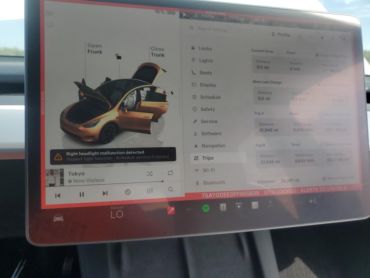 2023 Tesla Model Y VIN: 7SAYGDEE0PF855838 Lot: 84197615