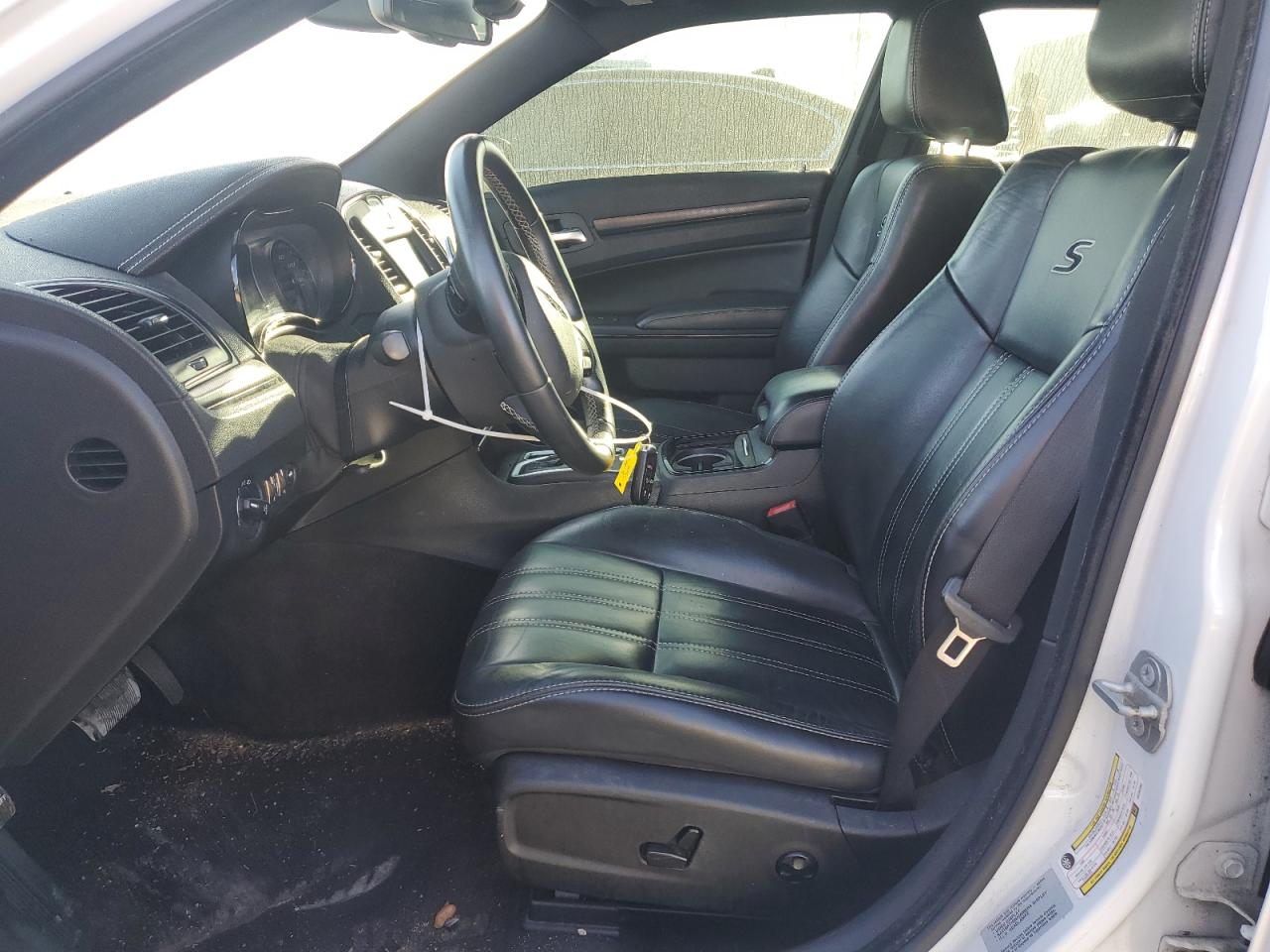 2016 Chrysler 300 S VIN: 2C3CCAGGXGH262082 Lot: 82567975