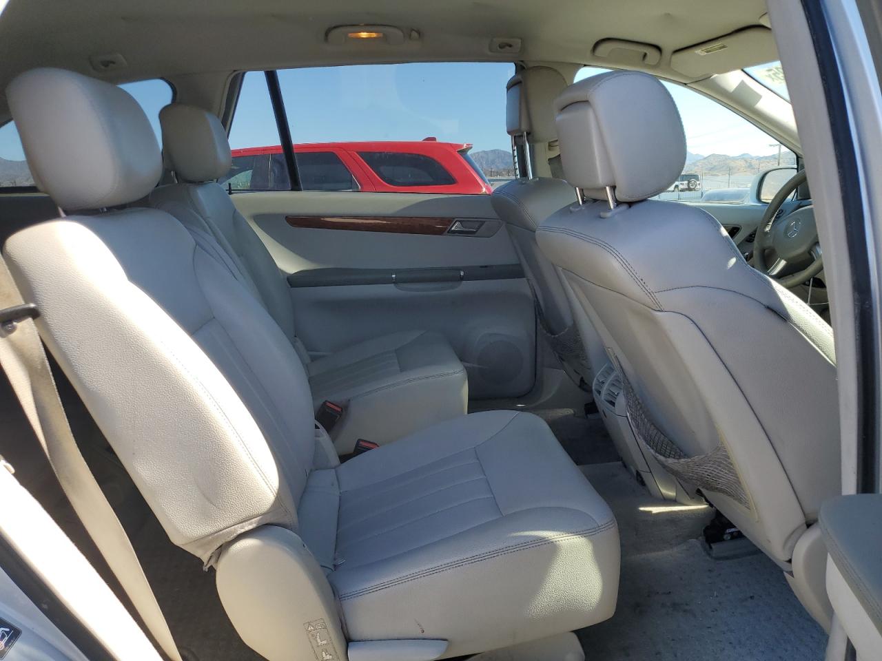 2006 Mercedes-Benz R 350 VIN: 4JGCB65E16A009352 Lot: 87258705