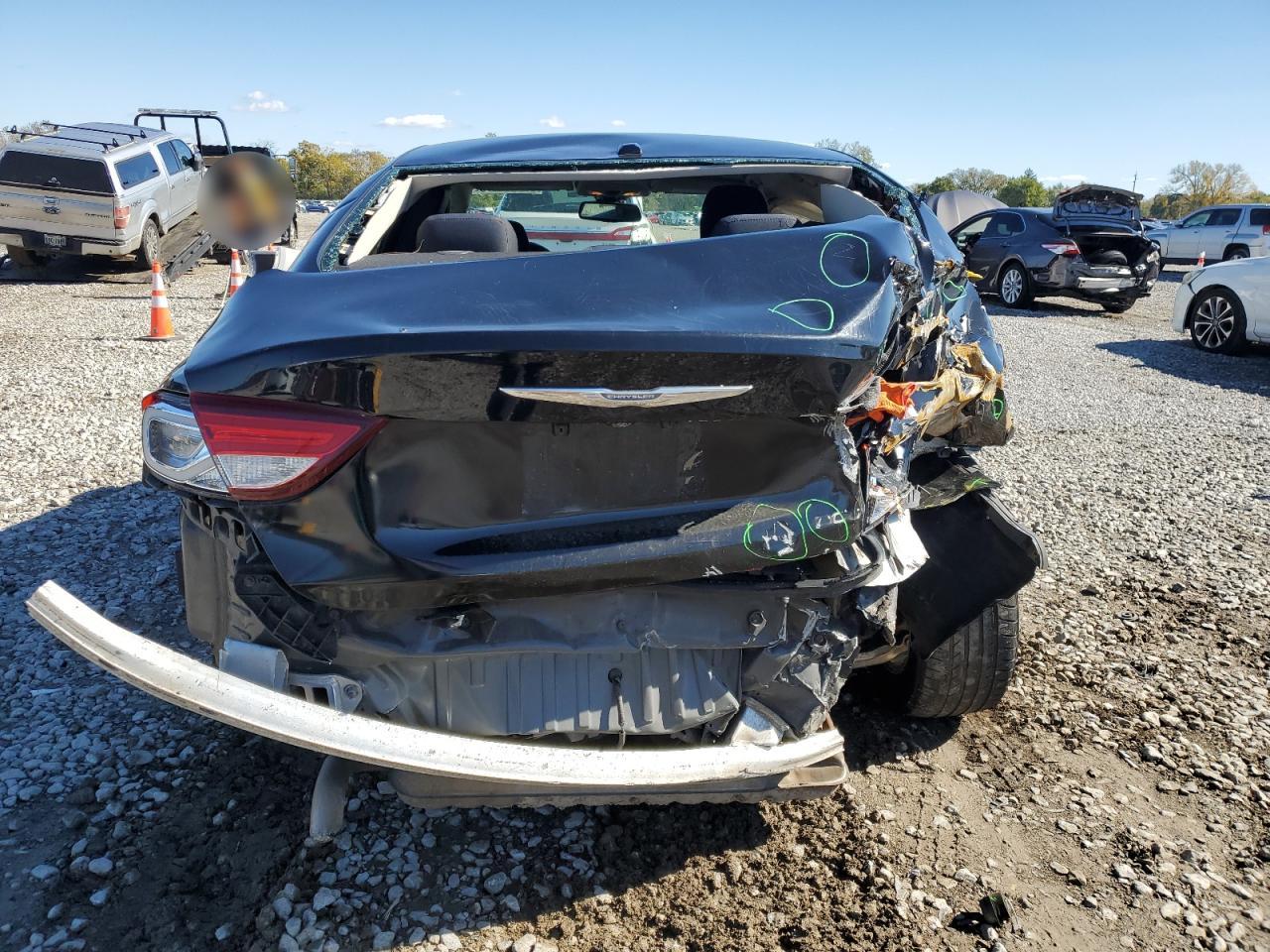 2015 Chrysler 200 Limited VIN: 1C3CCCAB8FN744242 Lot: 82416315