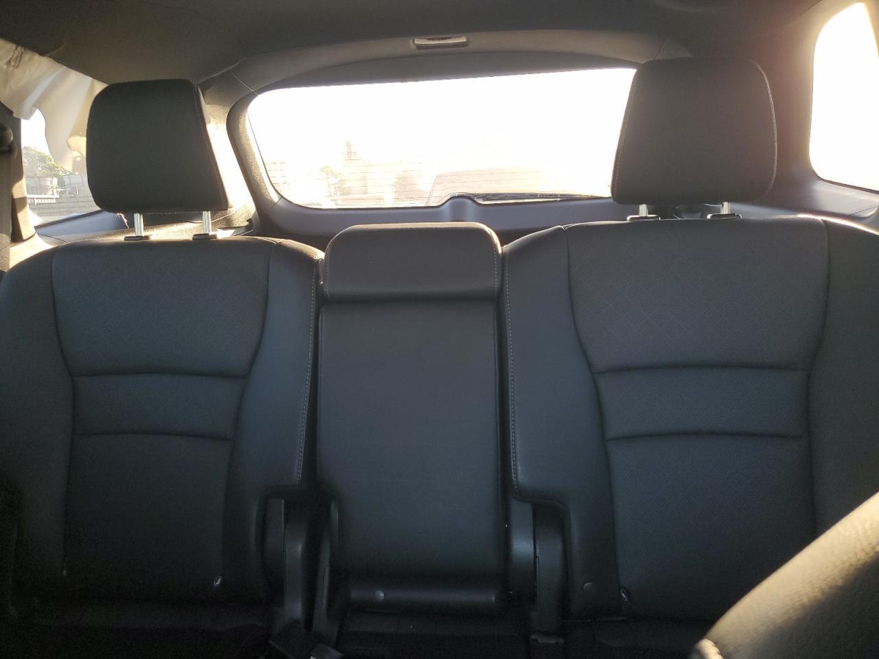 2020 Honda Passport Touring VIN: 5FNYF8H96LB015594 Lot: 86551875