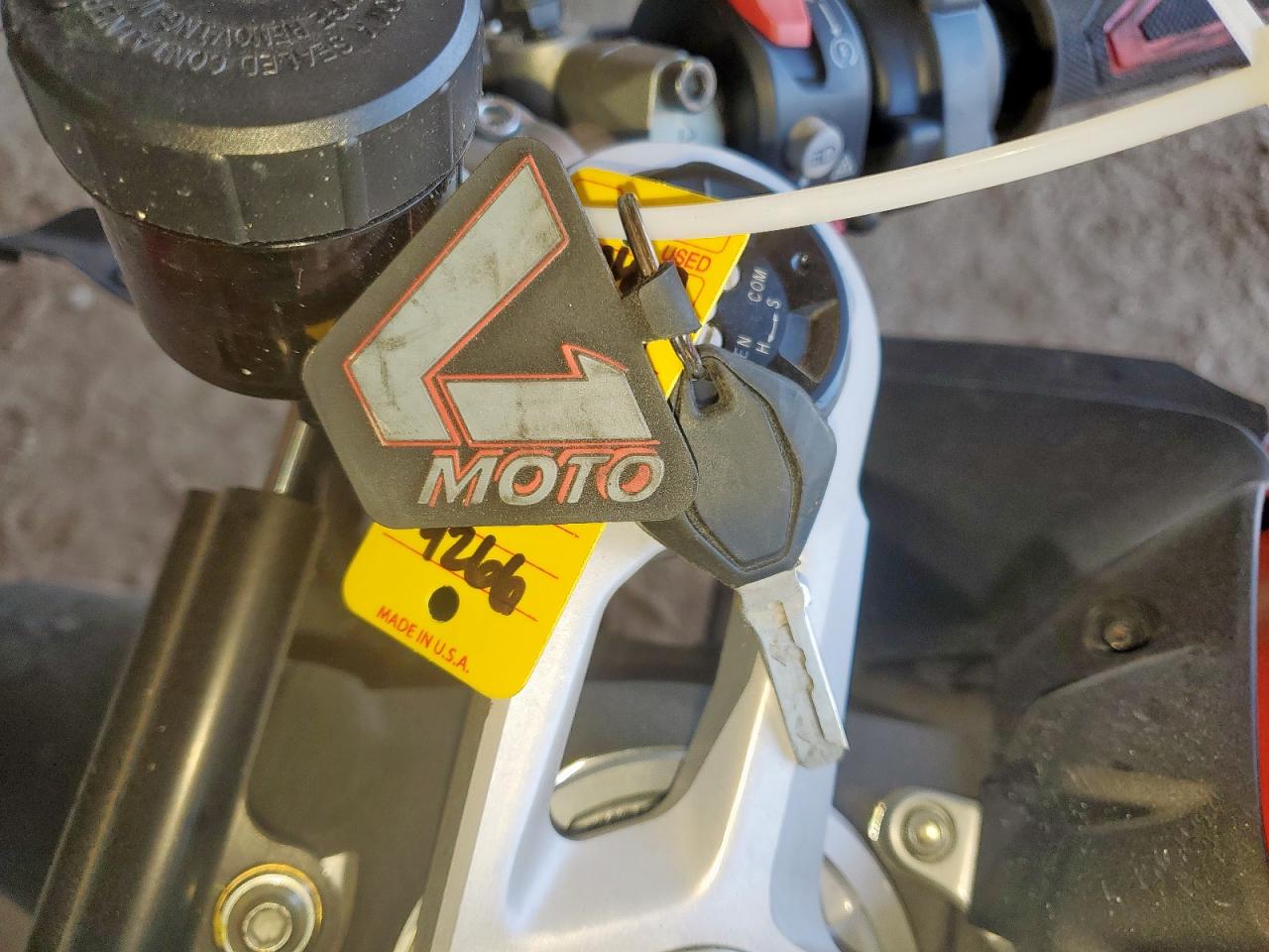 2024 Ducati Panigale V2 VIN: ZDMHAATW2RB014266 Lot: 82387735