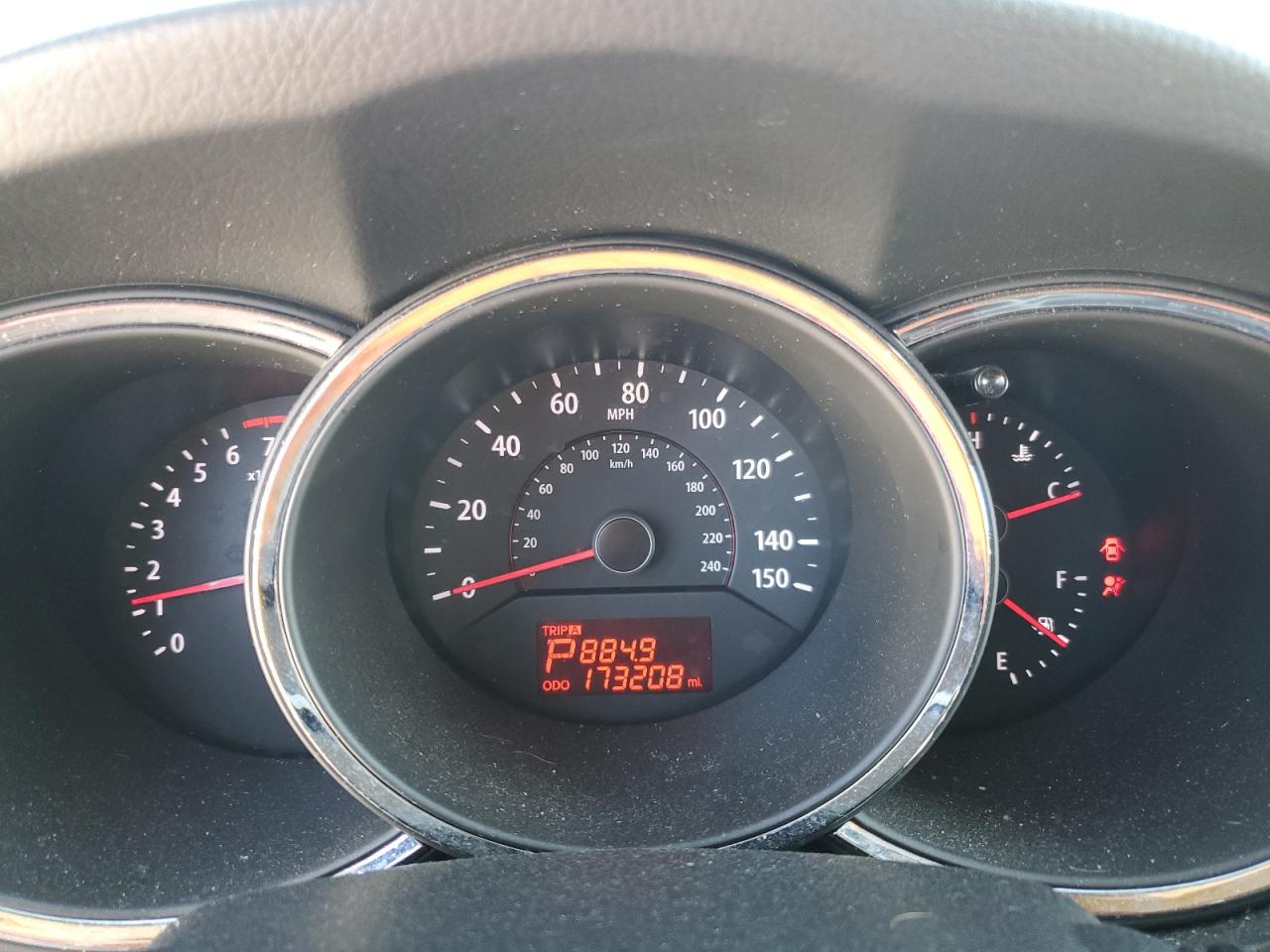 2012 Kia Sorento Base VIN: 5XYKT3A17CG272374 Lot: 82581825