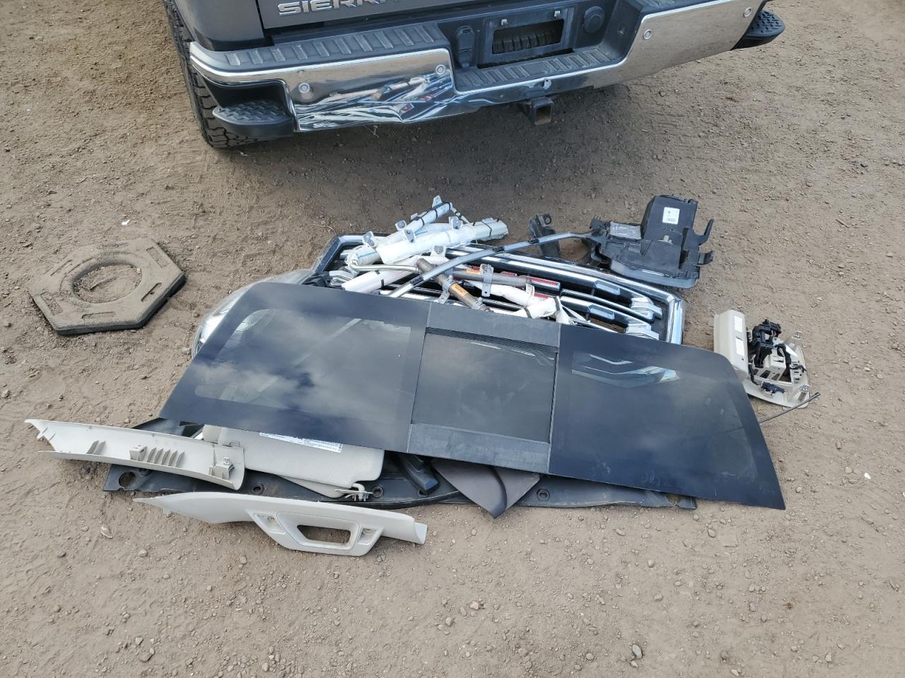 2017 GMC Sierra K1500 Slt VIN: 3GTU2NEJ2HG322561 Lot: 85859715