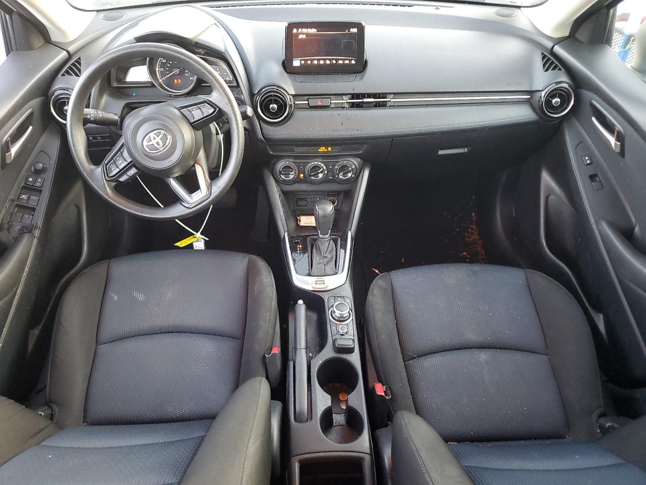 2020 Toyota Yaris L VIN: 3MYDLBYV6LY702243 Lot: 81239405