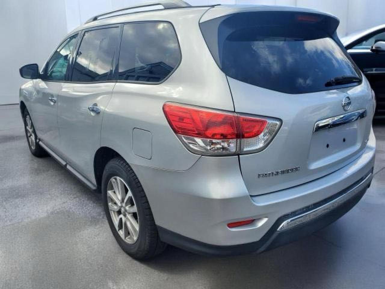 2016 Nissan Pathfinder S silver suv gas 5N1AR2MM4GC64869 photo #4