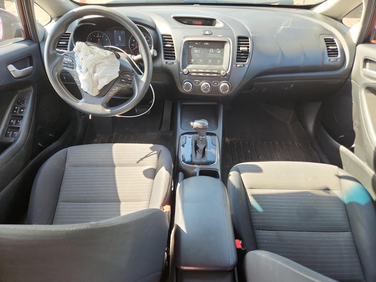 2018 Kia Forte Lx VIN: 3KPFL4A78JE248932 Lot: 85007955