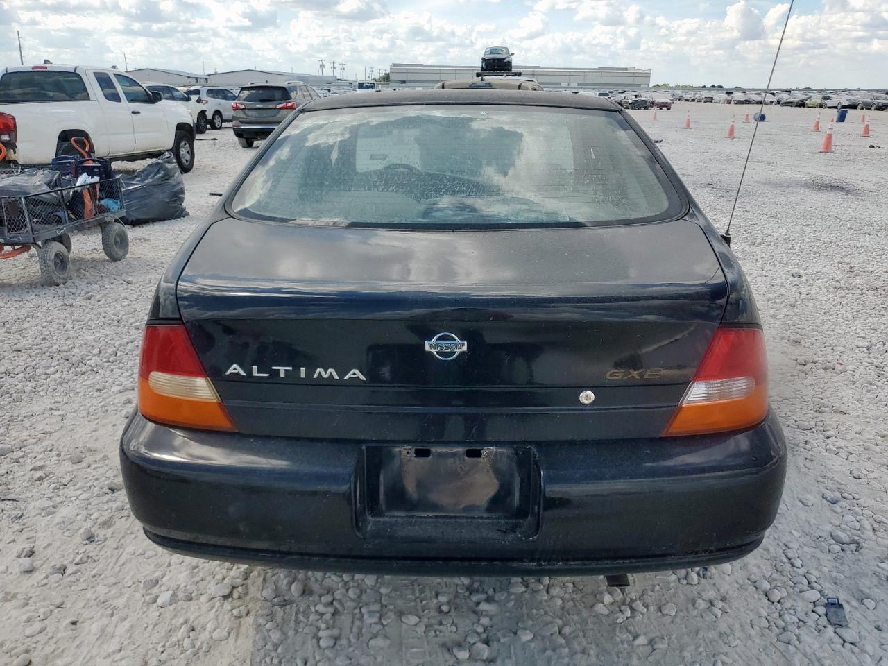 1999 Nissan Altima Xe VIN: 1N4DL01D9XC248515 Lot: 71782105