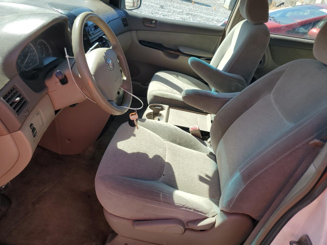 2005 Toyota Sienna Ce VIN: 5TDZA23C15S345158 Lot: 82399105