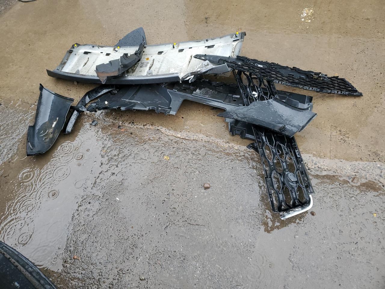 2025 Tesla Model 3 VIN: 5YJ3E1EB1SF018249 Lot: 89833685