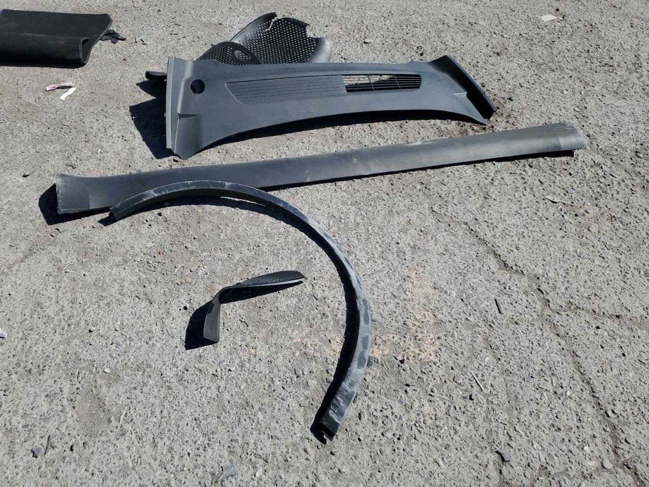 2021 Tesla Model Y VIN: 5YJYGDEE6MF137199 Lot: 82354925