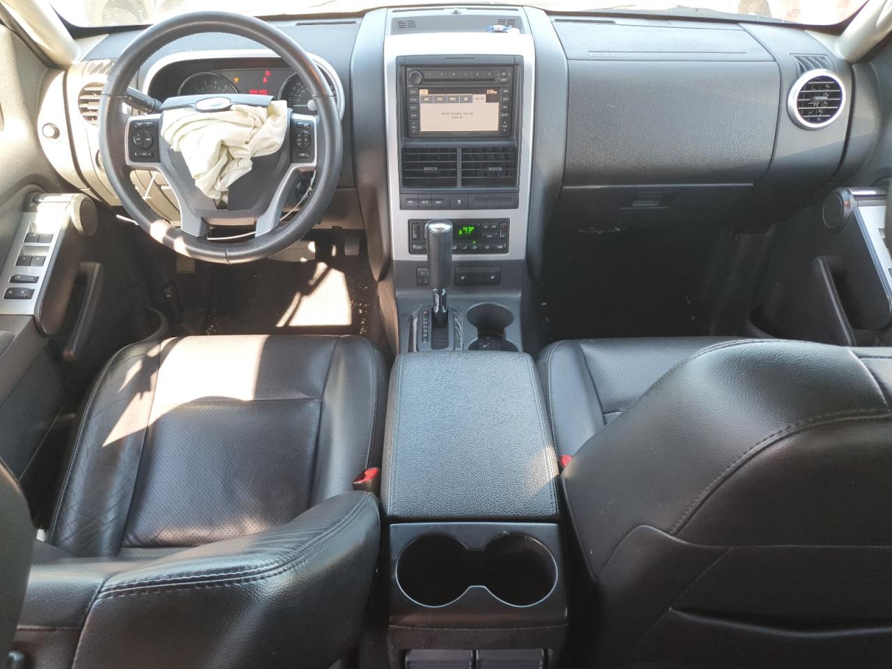 2007 Mercury Mountaineer Premier VIN: 4M2EU48887UJ18581 Lot: 85686935