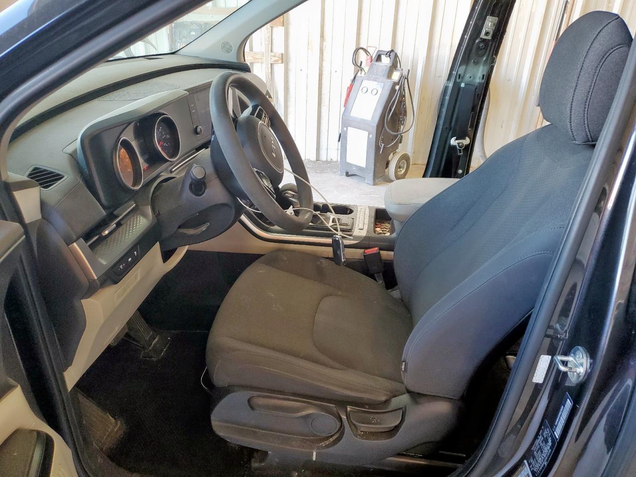 2022 Kia Carnival Lx VIN: KNDNB4H30N6129396 Lot: 84608825