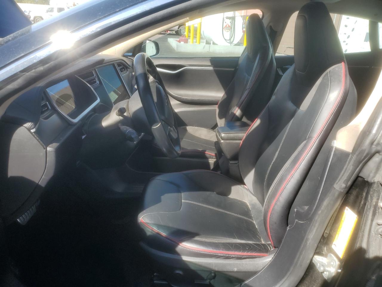 2013 Tesla Model S VIN: 5YJSA1DP1DFP14889 Lot: 81931365