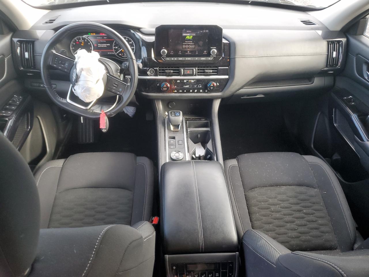 2022 Nissan Pathfinder Sv VIN: 5N1DR3BC4NC225135 Lot: 82300385