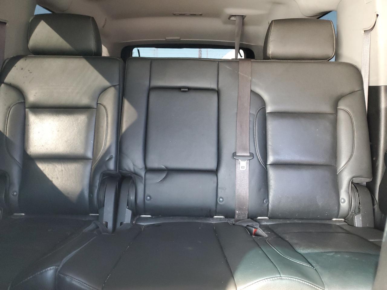 2017 Chevrolet Suburban C1500 Lt VIN: 1GNSCHKC0HR174168 Lot: 87112325