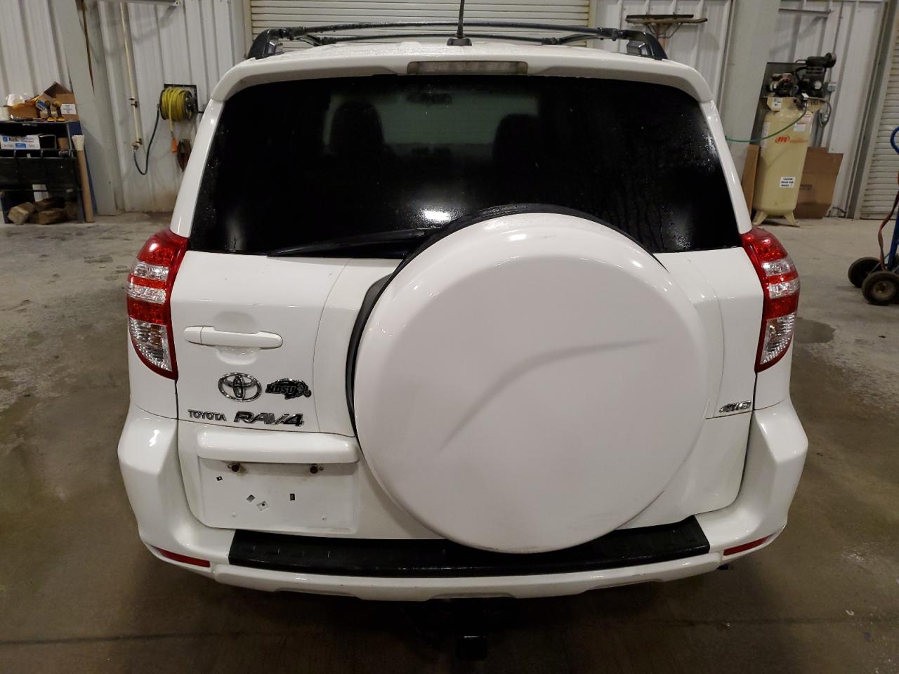 2010 Toyota Rav4 VIN: 2T3BF4DV5AW061054 Lot: 82598025