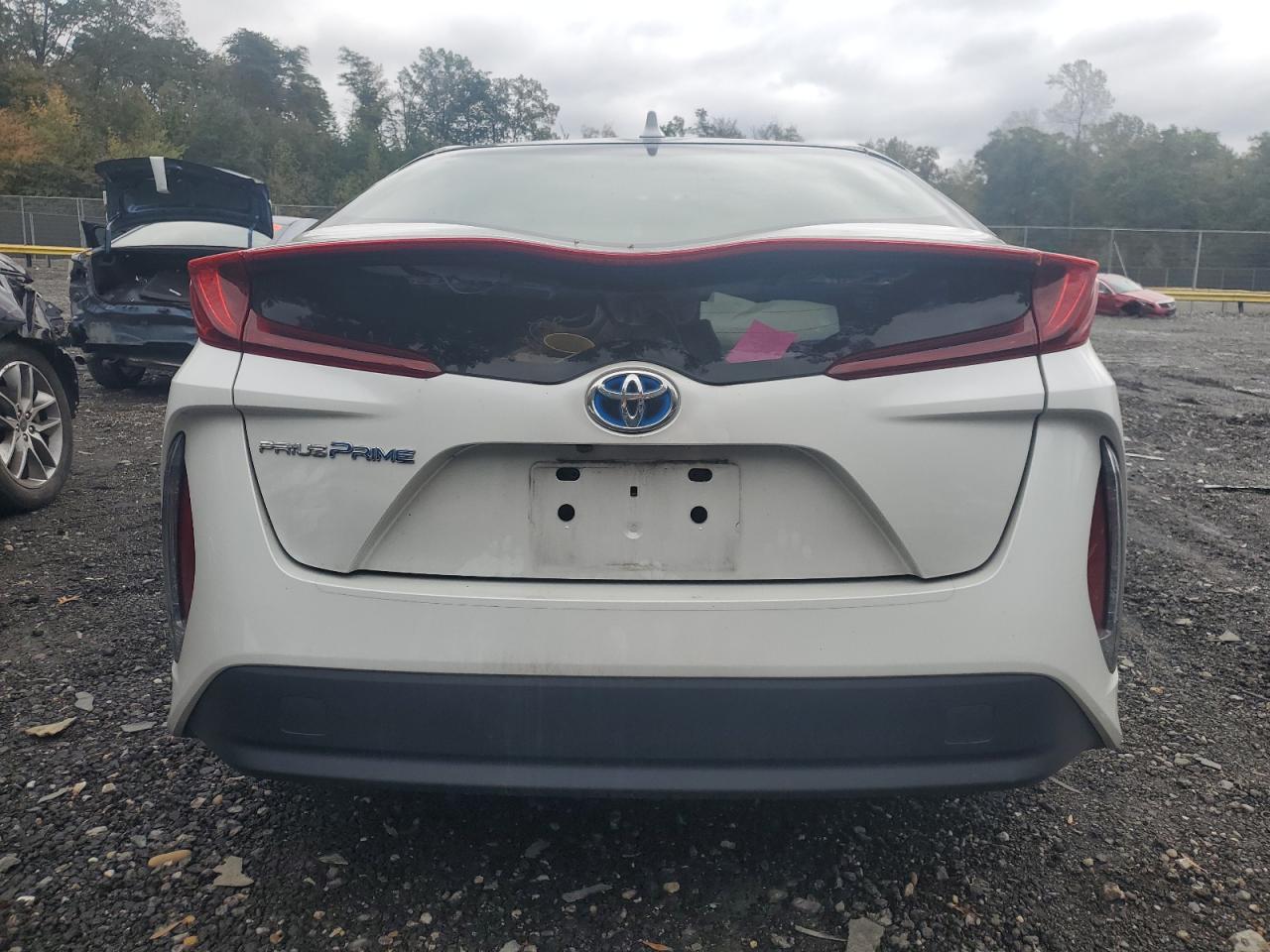 2022 Toyota Prius Prime Le VIN: JTDKAMFP5N3225876 Lot: 86515265