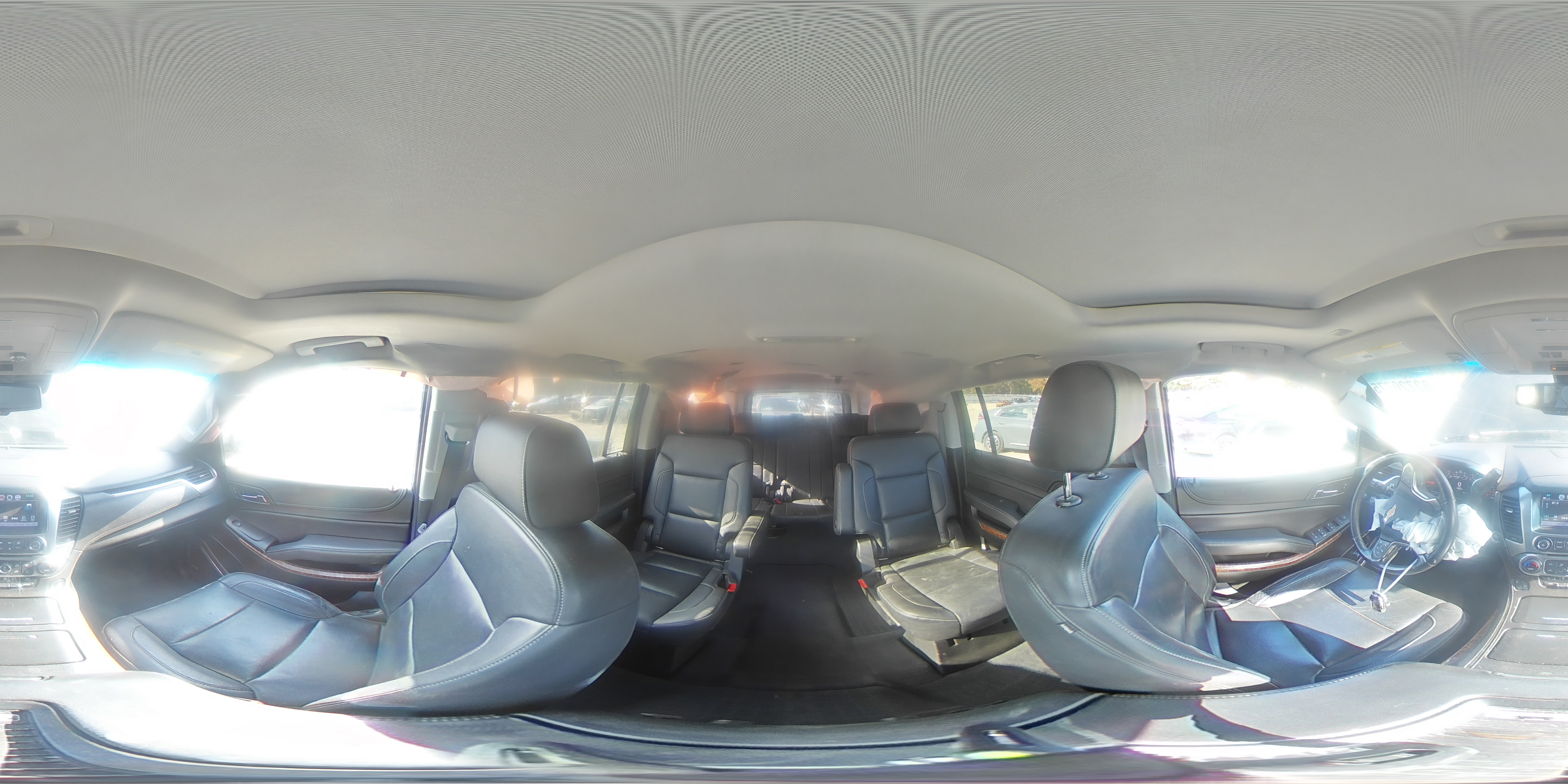 2019 Chevrolet Suburban K1500 Premier VIN: 1GNSKJKC0KR359662 Lot: 82720775