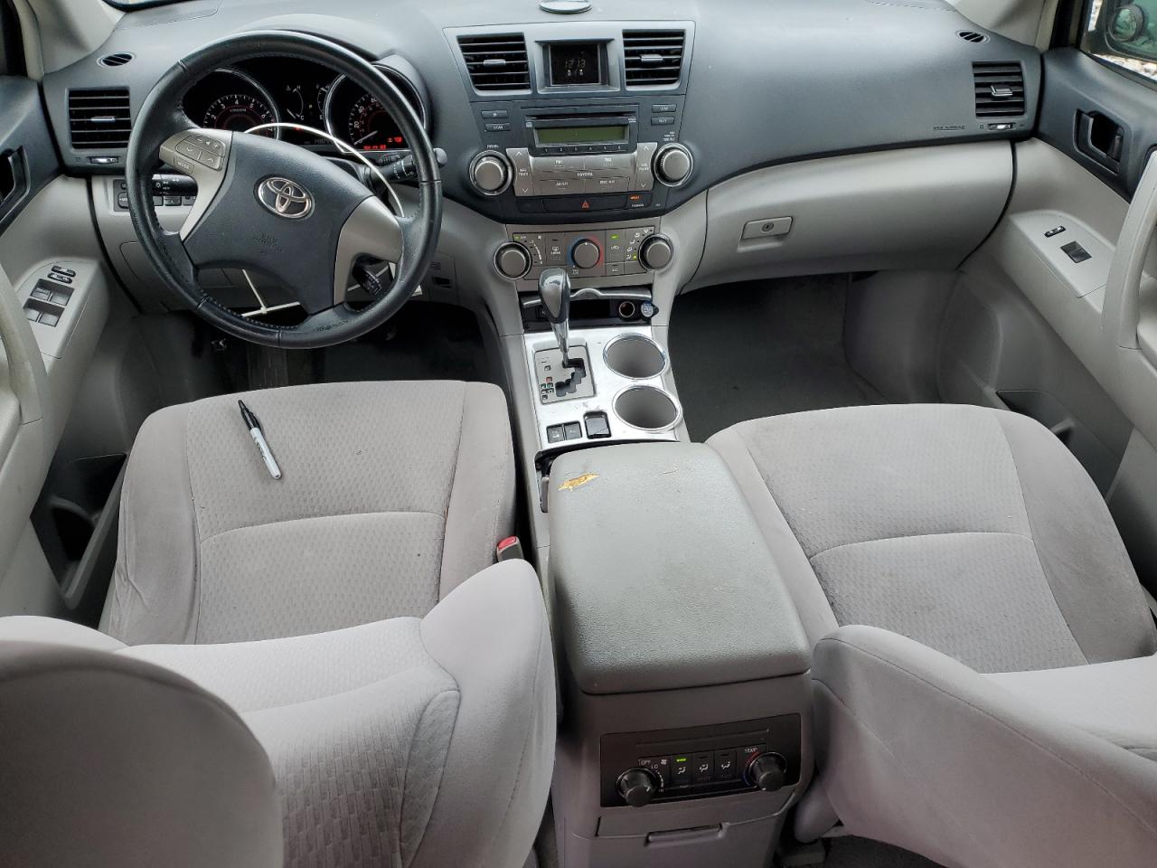 2009 Toyota Highlander VIN: JTEES41A692147936 Lot: 86147175