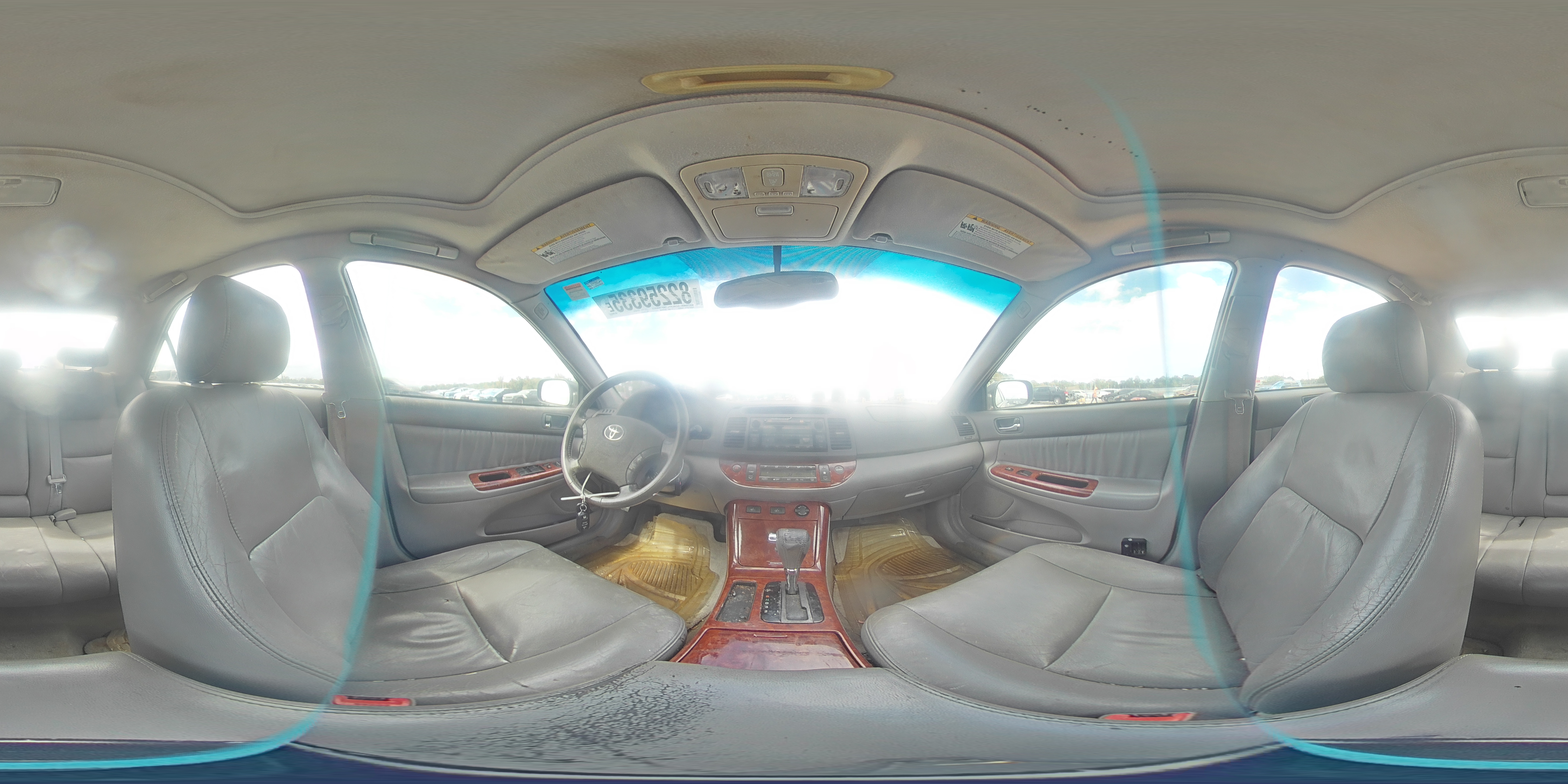 2005 Toyota Camry Le VIN: 4T1BF30K95U610260 Lot: 82259335