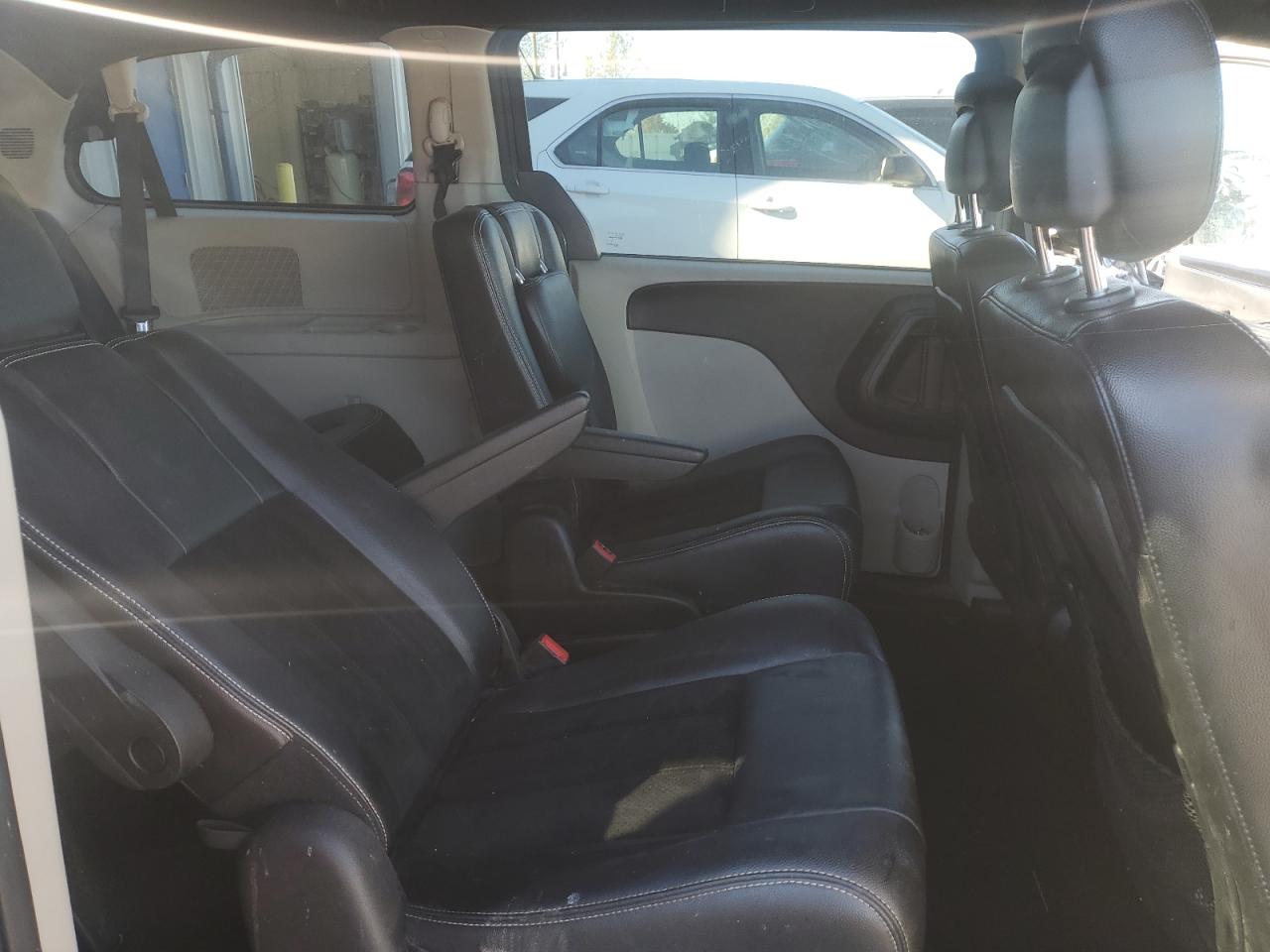 2017 Dodge Grand Caravan Sxt VIN: 2C4RDGCG1HR546076 Lot: 89895745