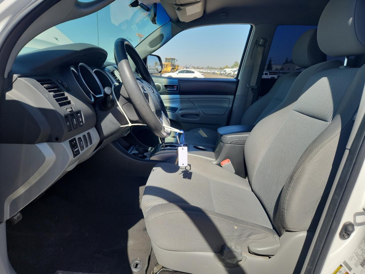 2014 Toyota Tacoma Double Cab Prerunner VIN: 3TMJU4GN4EM168102 Lot: 84981355