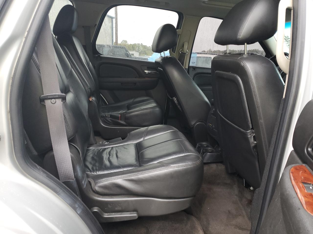 2011 GMC Yukon Slt VIN: 1GKS2CE04BR235999 Lot: 85281445