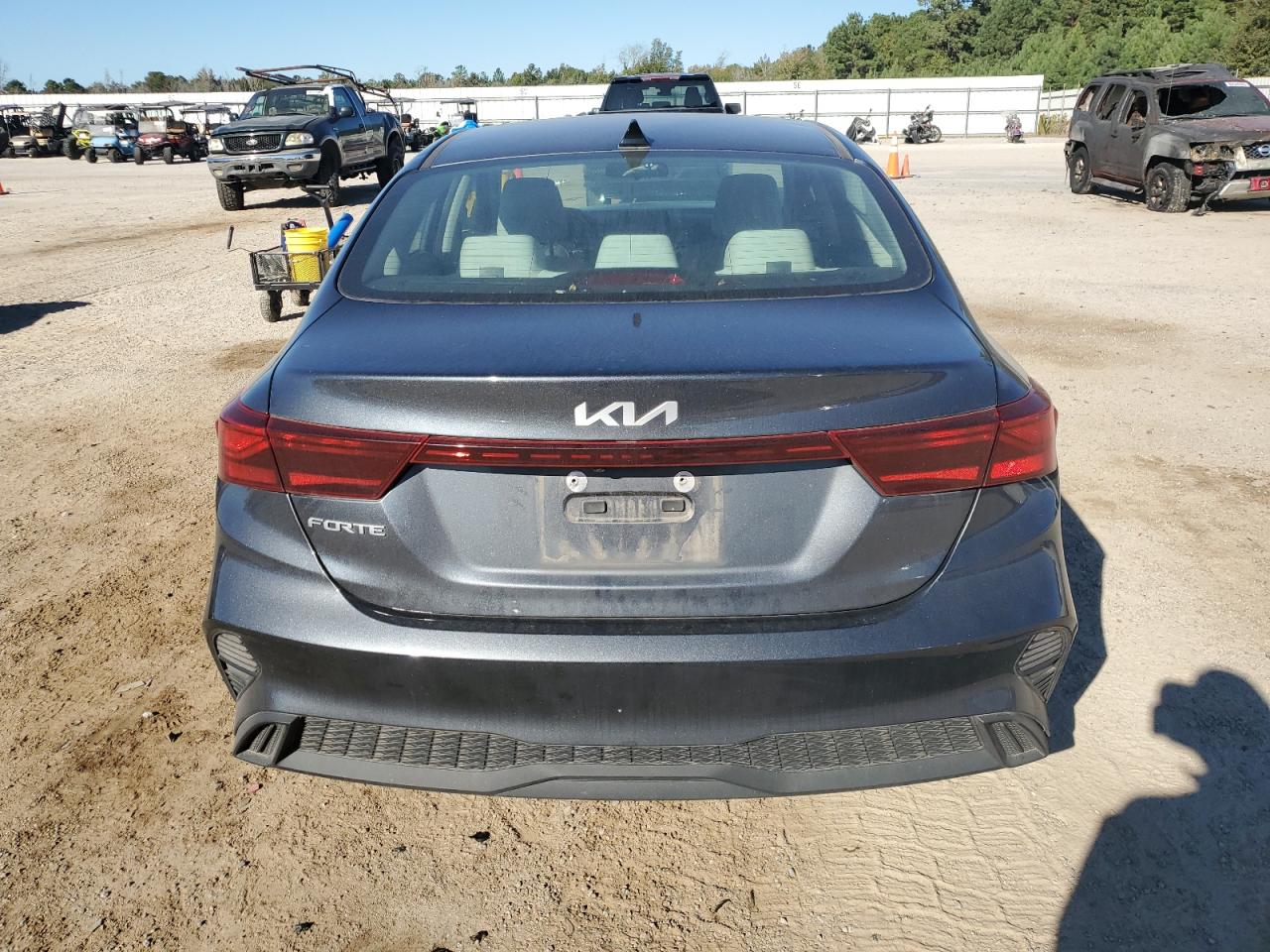 2023 Kia Forte Lx VIN: 3KPF24AD2PE542893 Lot: 89703595