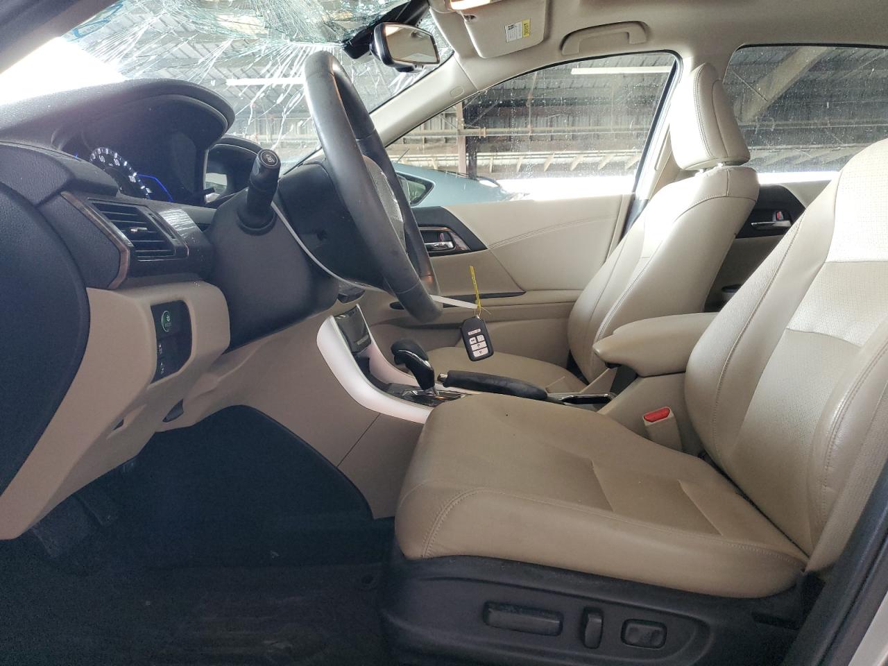 2017 Honda Accord Hybrid Exl VIN: JHMCR6F56HC025082 Lot: 81887865