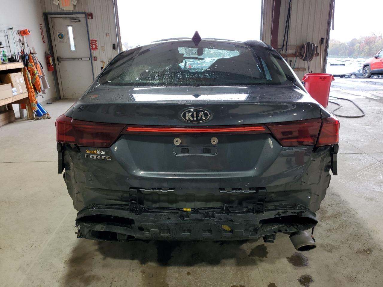 2021 Kia Forte Fe VIN: 3KPF24AD8ME327806 Lot: 90351395