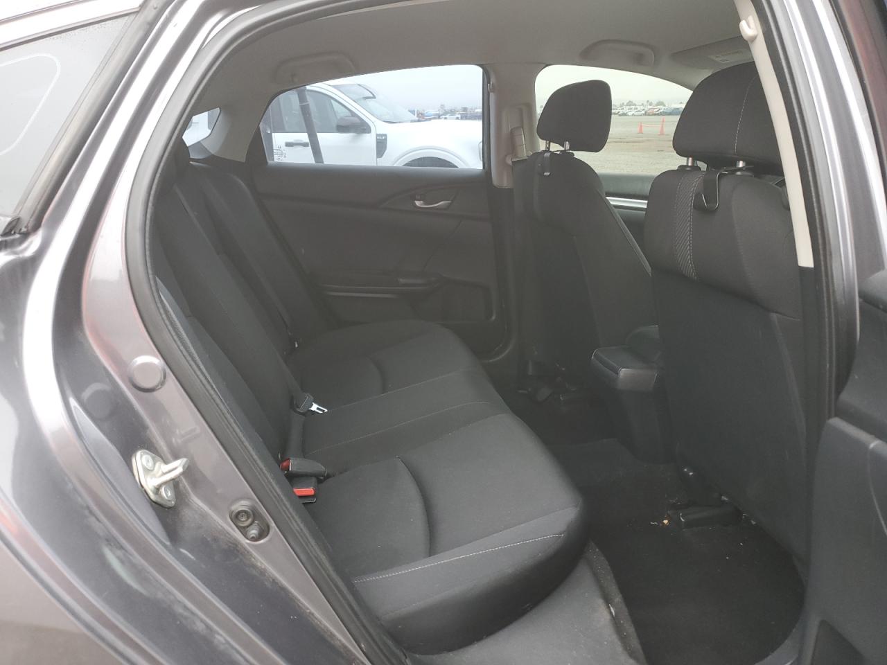 2018 Honda Civic Lx VIN: 2HGFC2F59JH554152 Lot: 85590325