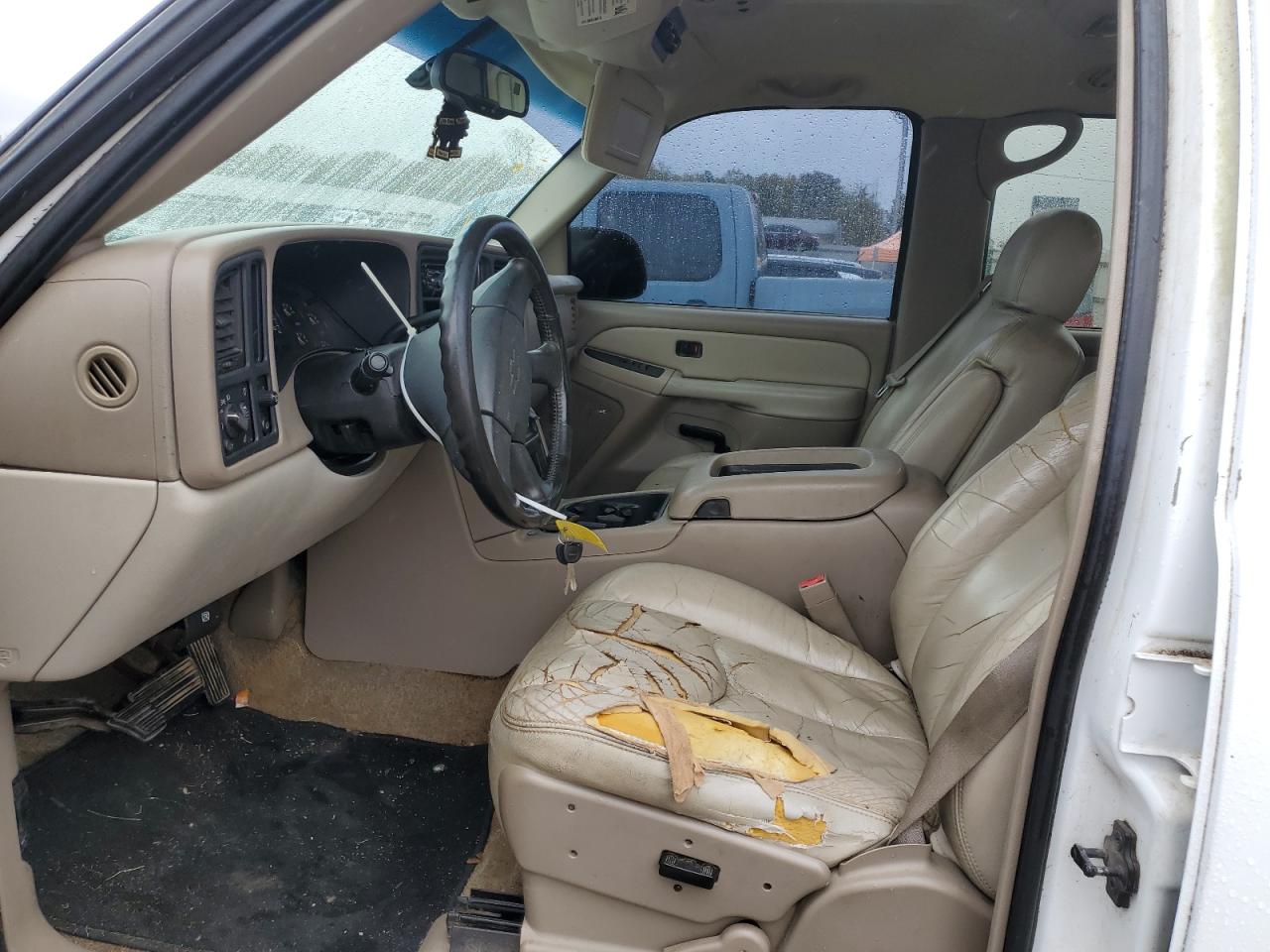 2003 Chevrolet Tahoe C1500 VIN: 1GNEC13Z63R148013 Lot: 82631355