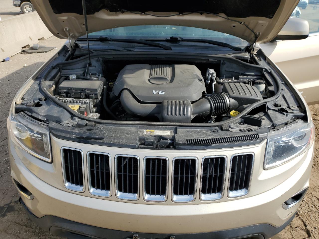 2014 Jeep Grand Cherokee Laredo VIN: 1C4RJFAG5EC457783 Lot: 84642895