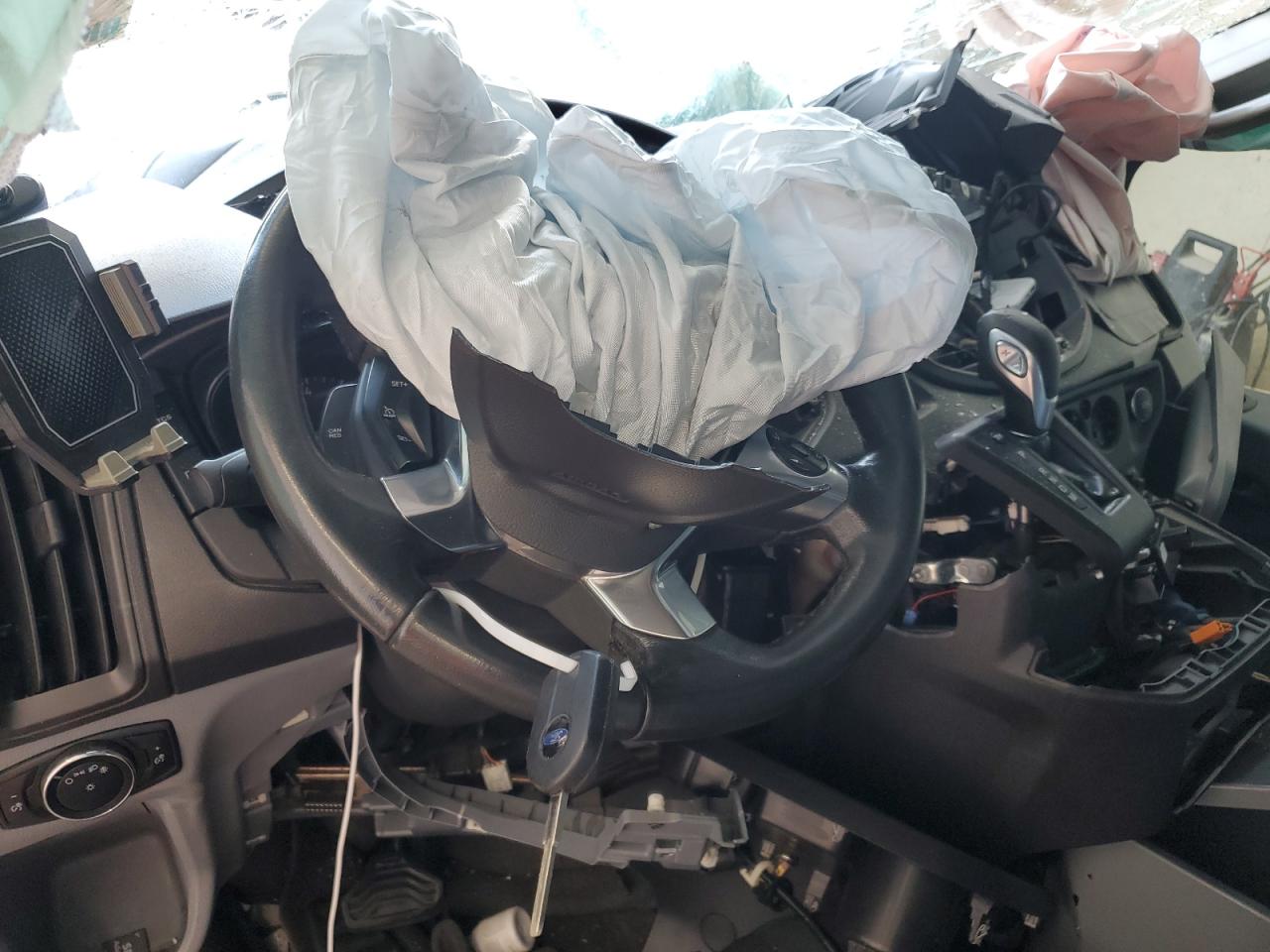 2015 Ford Transit T-250 Utility / Service Van VIN: 1FTYR1YG0FKB19437 Lot: 90837875