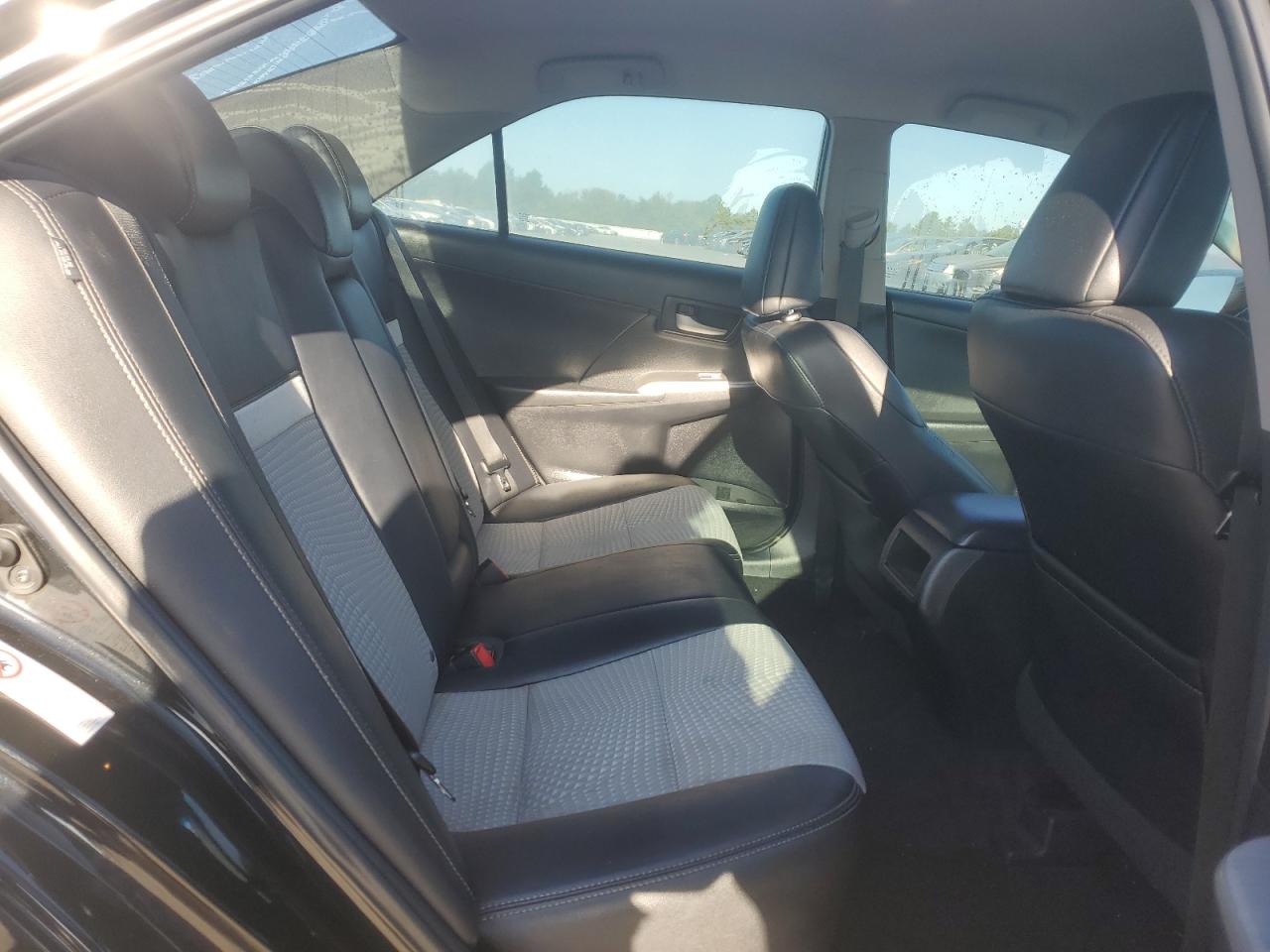 2014 Toyota Camry L VIN: 4T1BF1FKXEU330682 Lot: 84733335