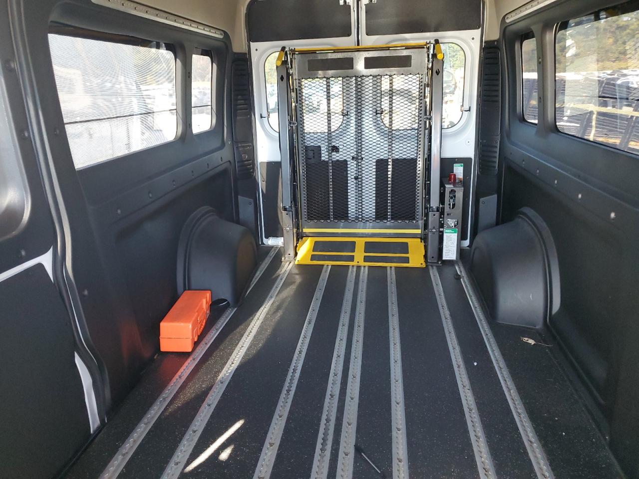 2023 Ram Promaster 2500 VIN: 3C6LRVPG6PE556230 Lot: 82490555