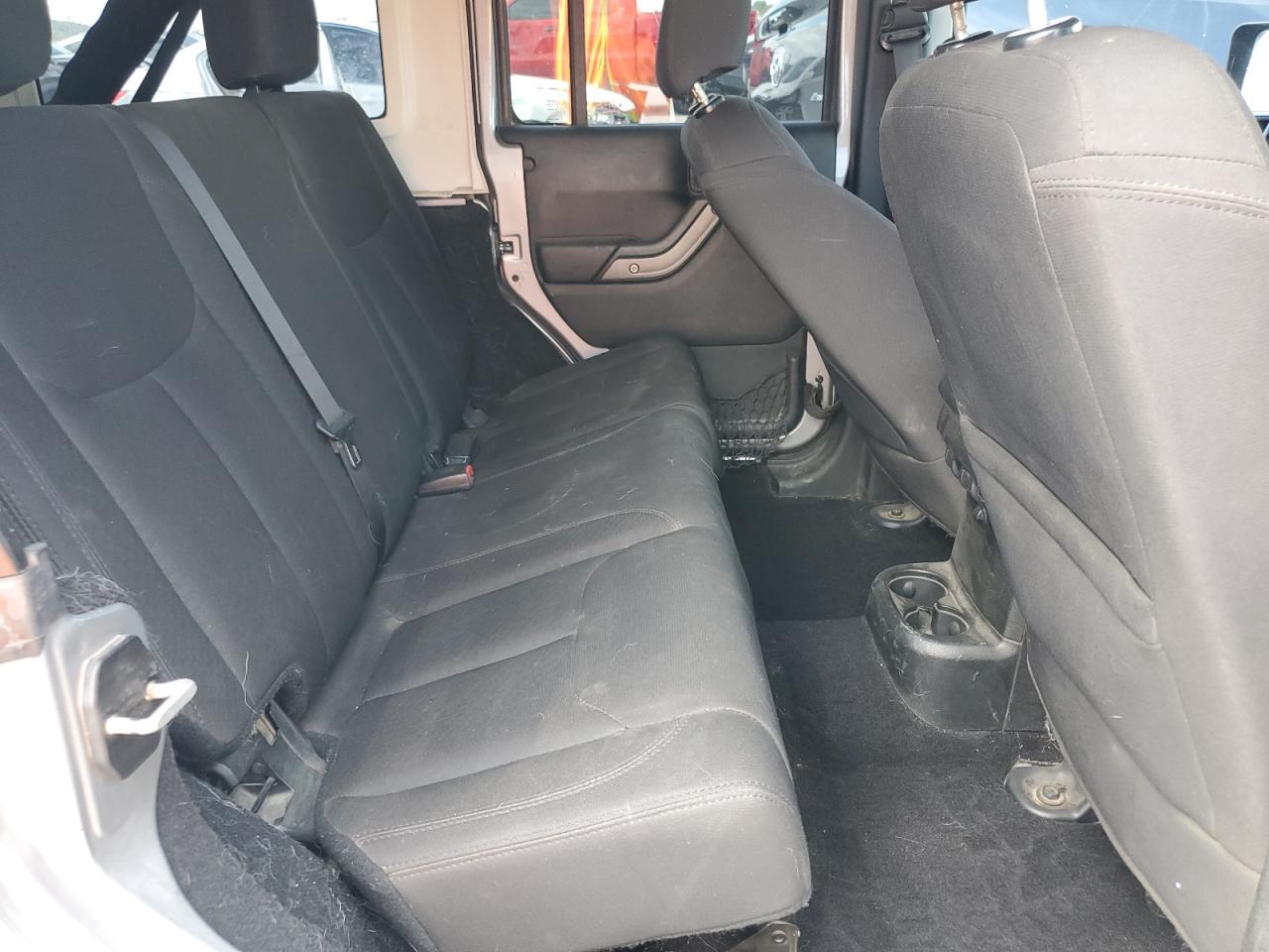 2017 Jeep Wrangler Unlimited Sport VIN: 1C4BJWDG3HL690515 Lot: 82348645