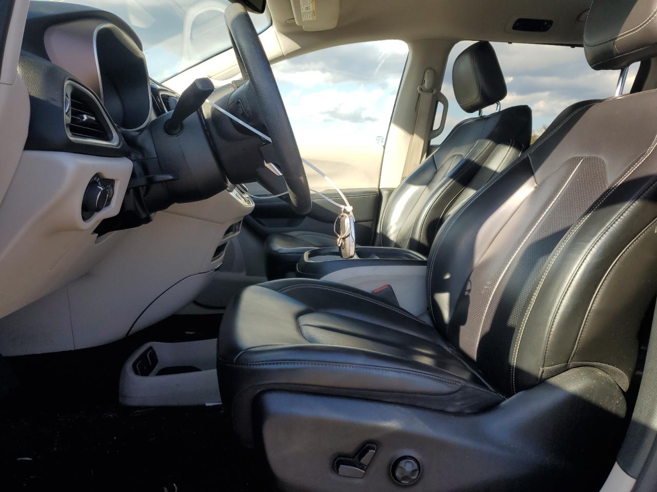 2020 Chrysler Voyager Lxi VIN: 2C4RC1DG9LR265974 Lot: 89530085