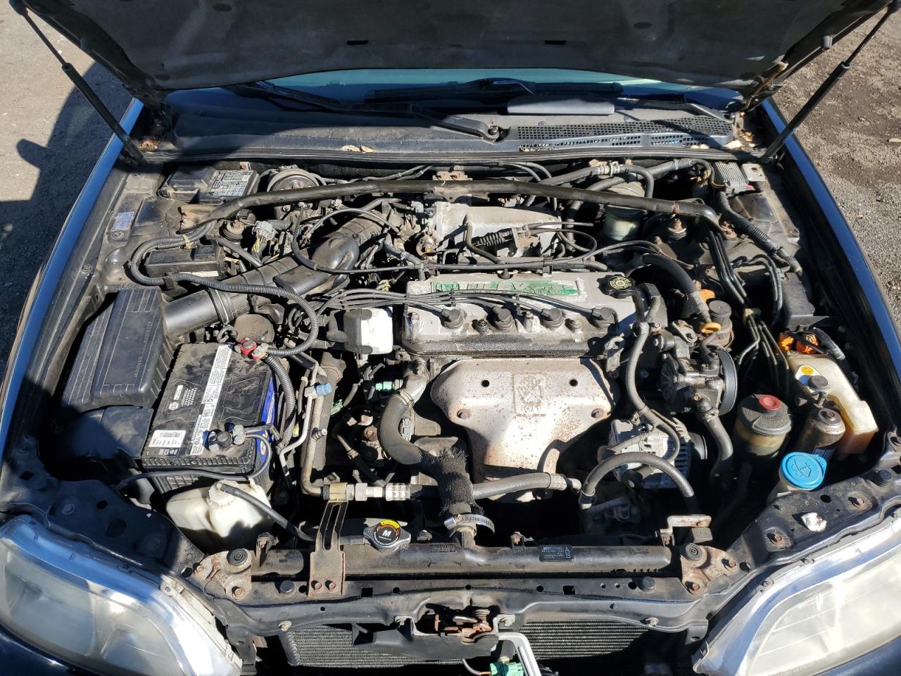 1997 Acura 2.2Cl VIN: 19UYA1250VL018651 Lot: 86987575